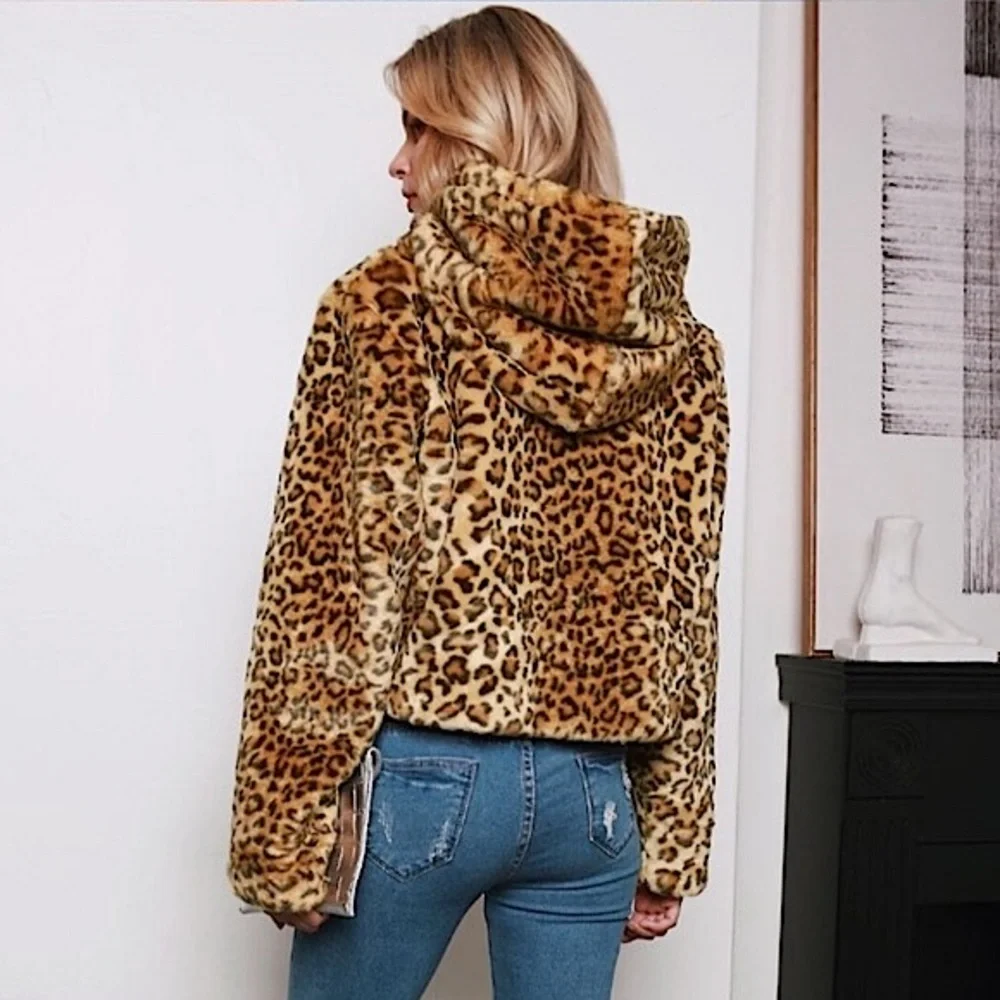 Leopard Faux Fur NWT Super Soft Hooded Coat - Picture 4 of 10